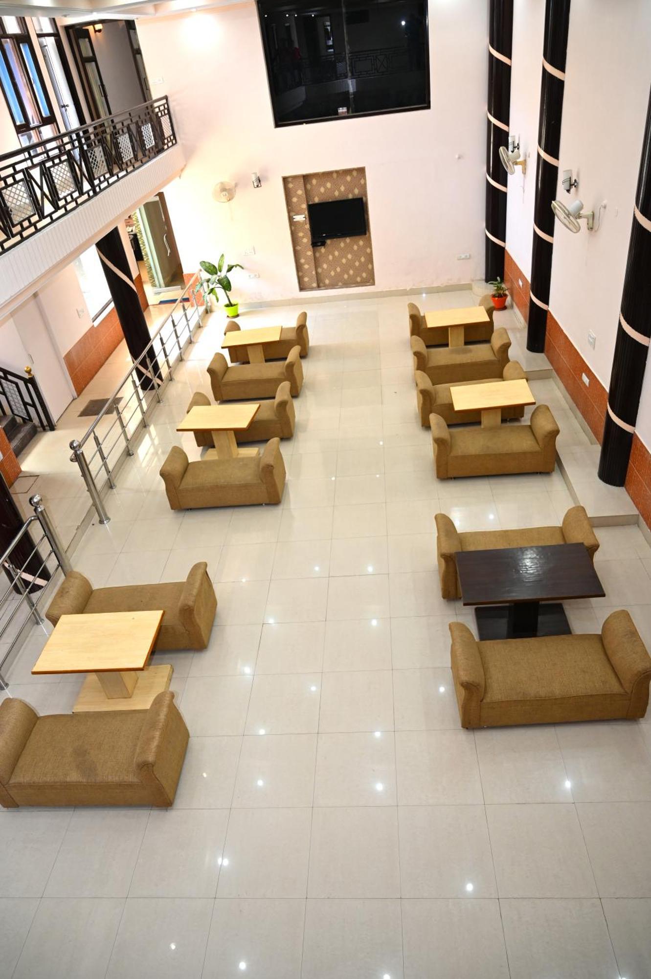Hotel Prasanna Inn Rishīkesh Esterno foto