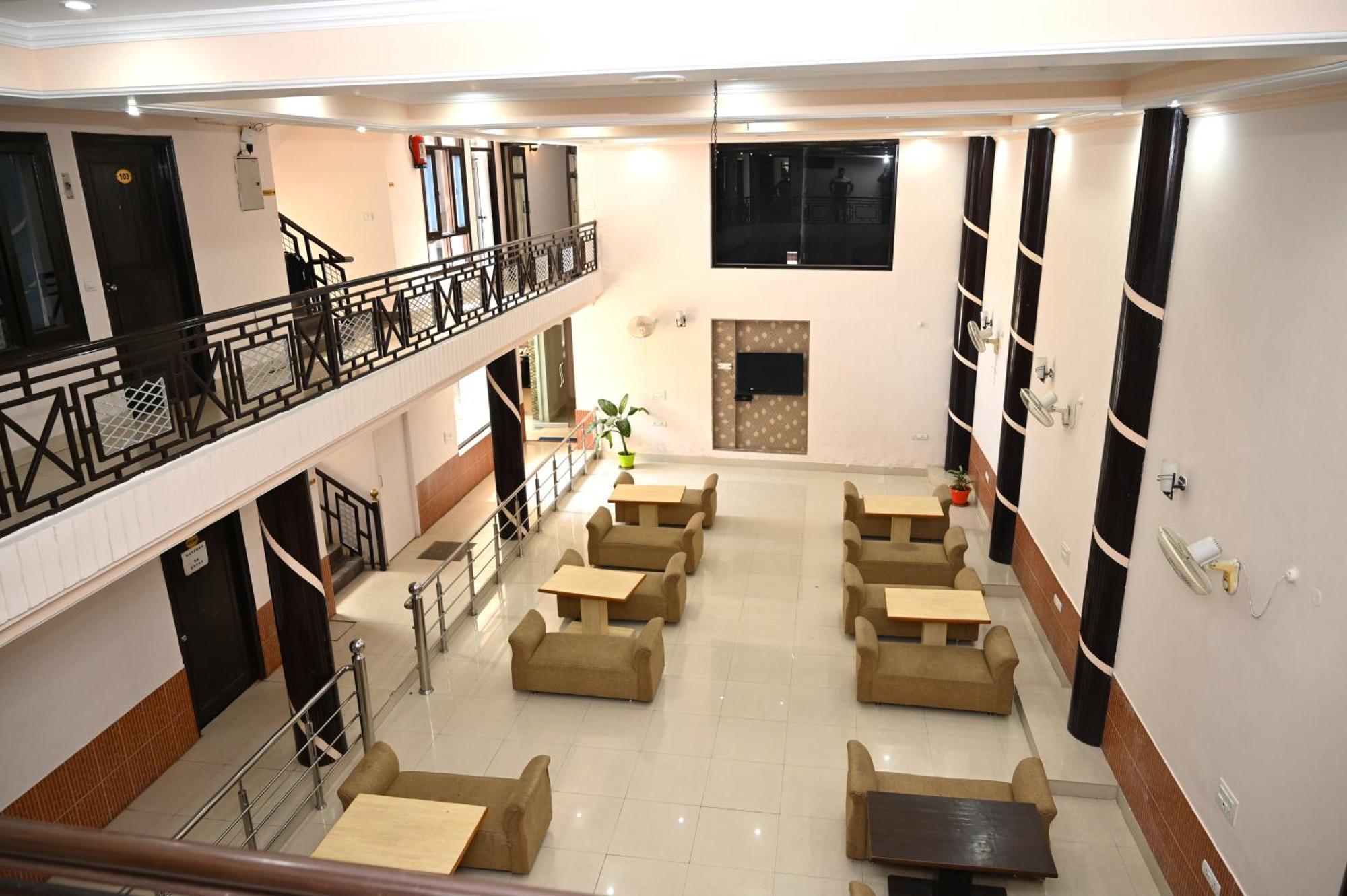 Hotel Prasanna Inn Rishīkesh Esterno foto