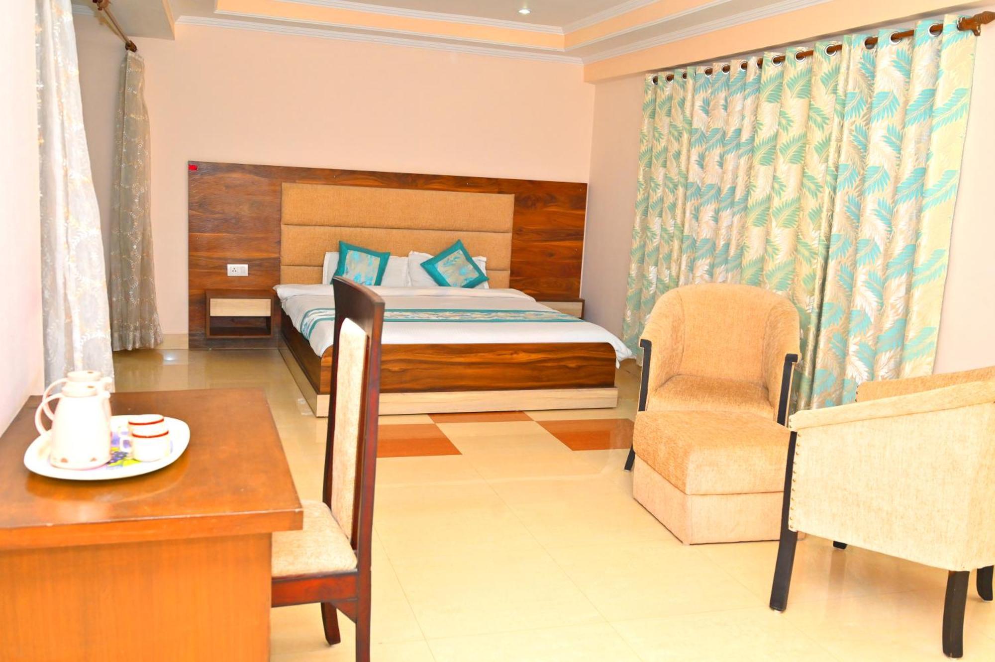 Hotel Prasanna Inn Rishīkesh Esterno foto