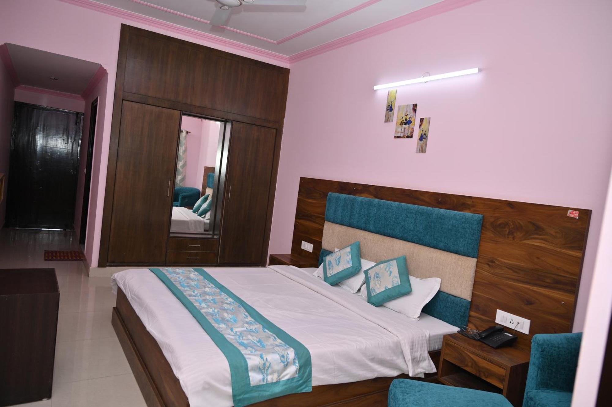 Hotel Prasanna Inn Rishīkesh Esterno foto