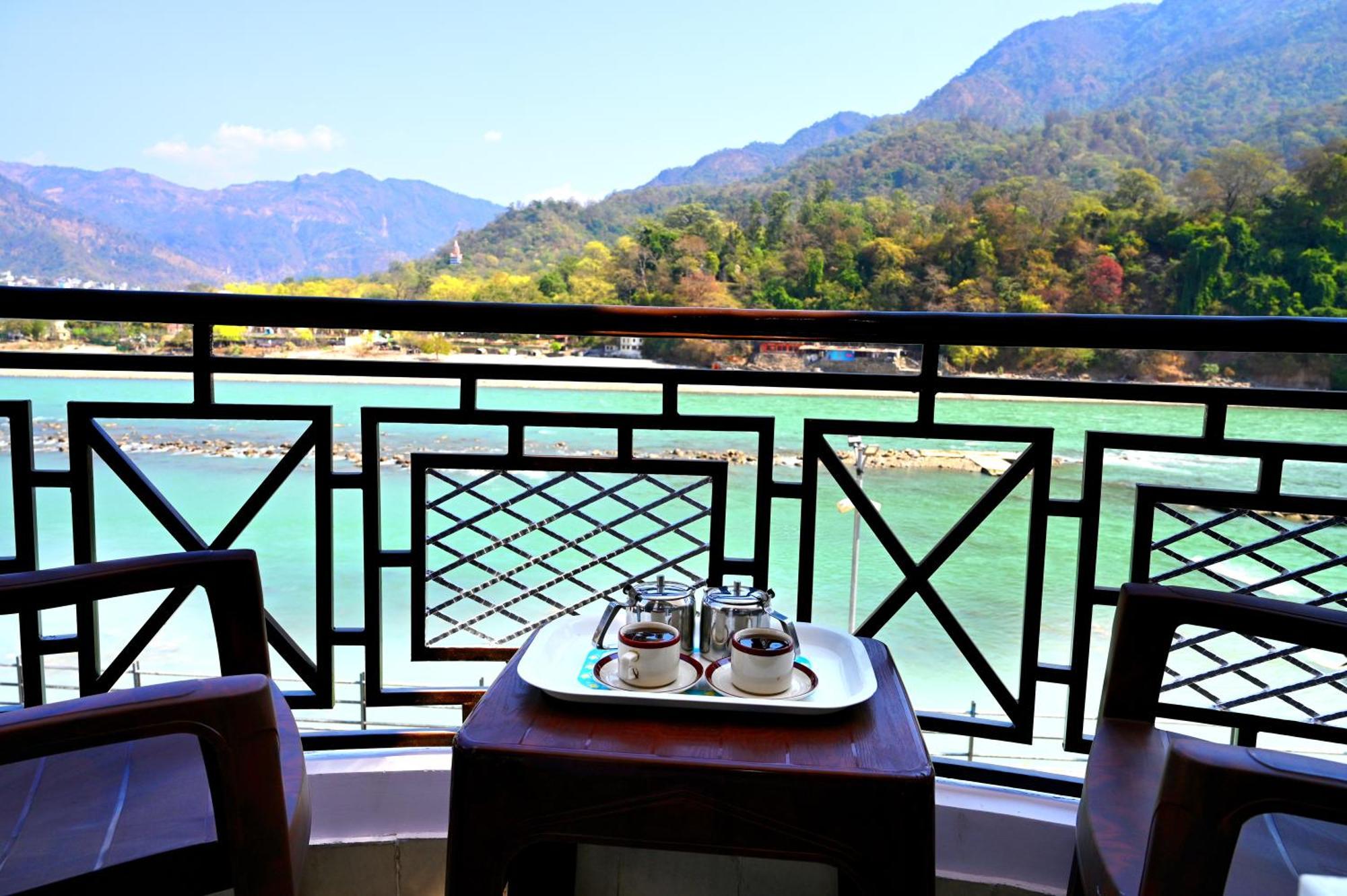 Hotel Prasanna Inn Rishīkesh Esterno foto