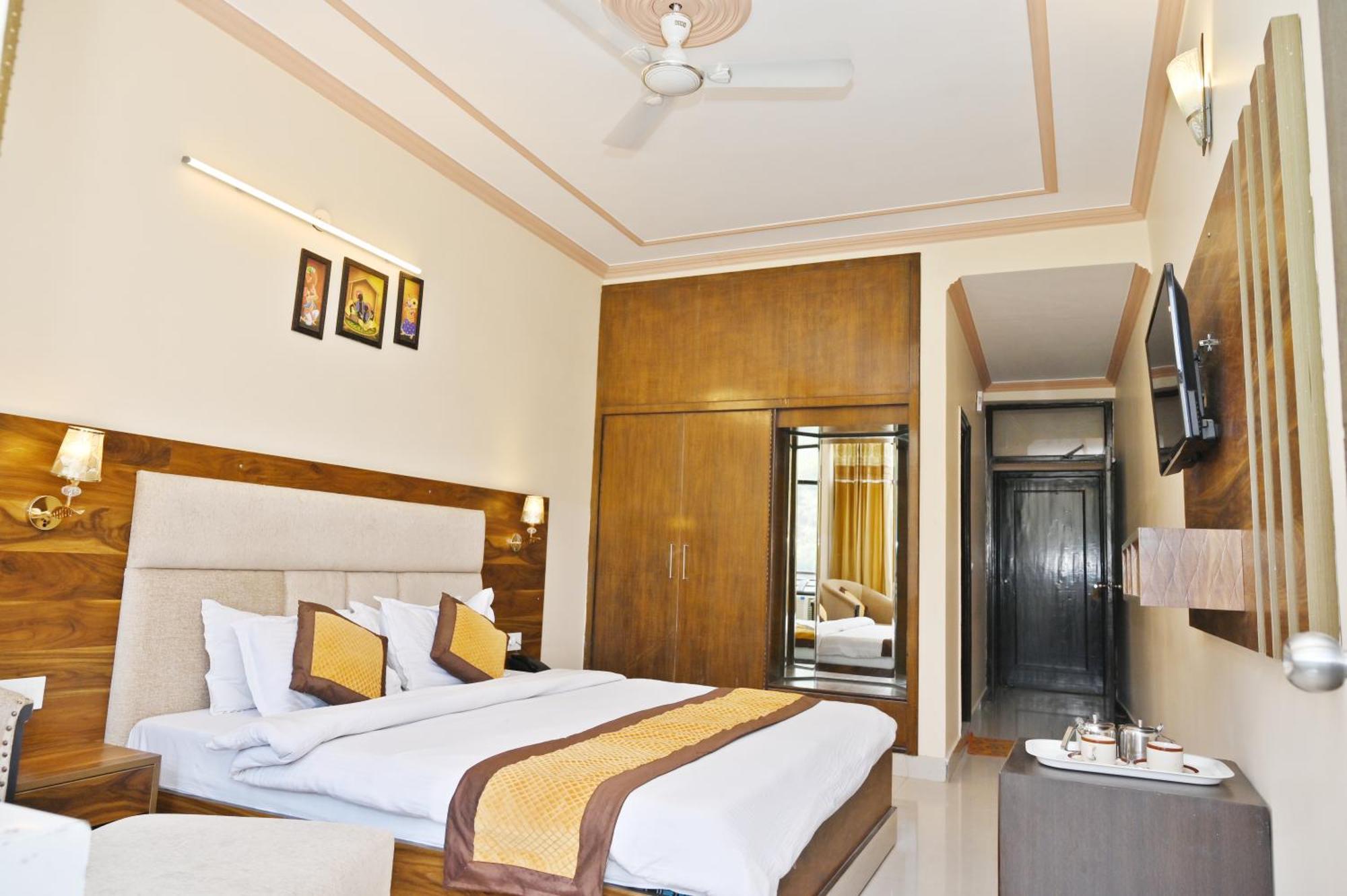 Hotel Prasanna Inn Rishīkesh Esterno foto